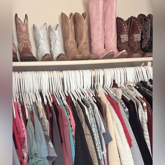 Meet your Posher, Bailey - Picture 1 of 1